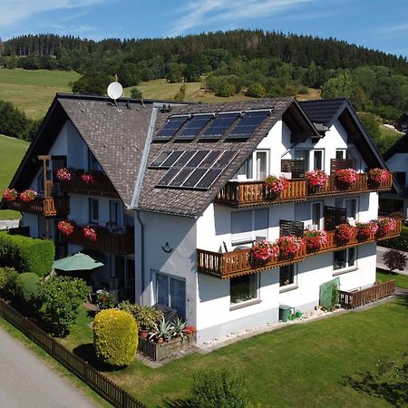 Отель Haus Kieferneck Виллинген Экстерьер фото